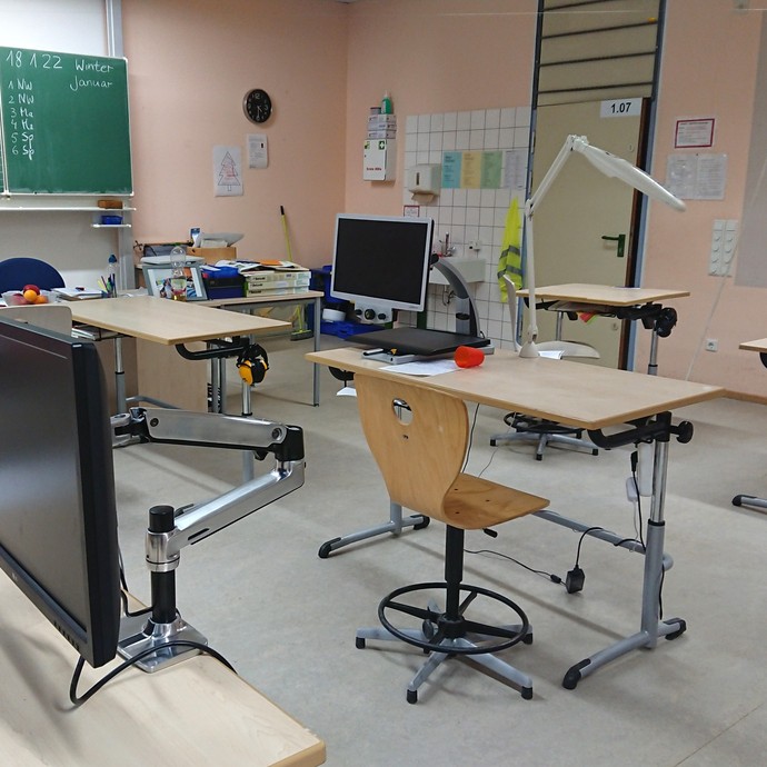 Beispiel 2 für einen Klassenraum der Hauptschule (vergrößerte Bildansicht wird geöffnet)