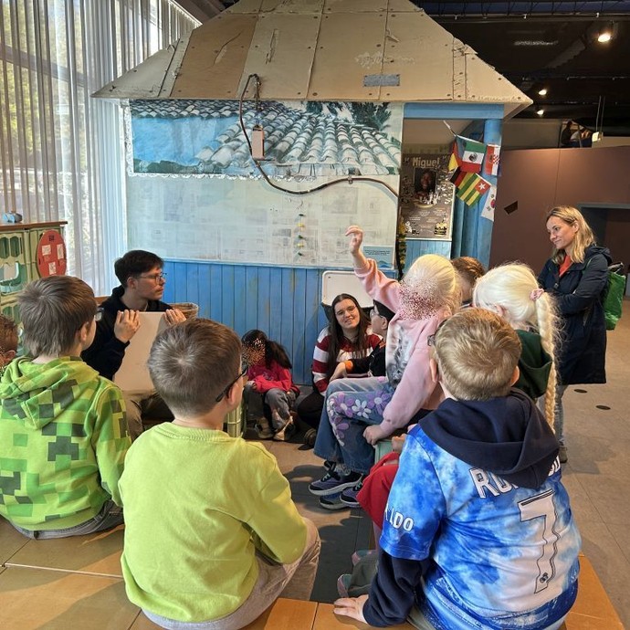 None (vergrößerte Bildansicht wird geöffnet)