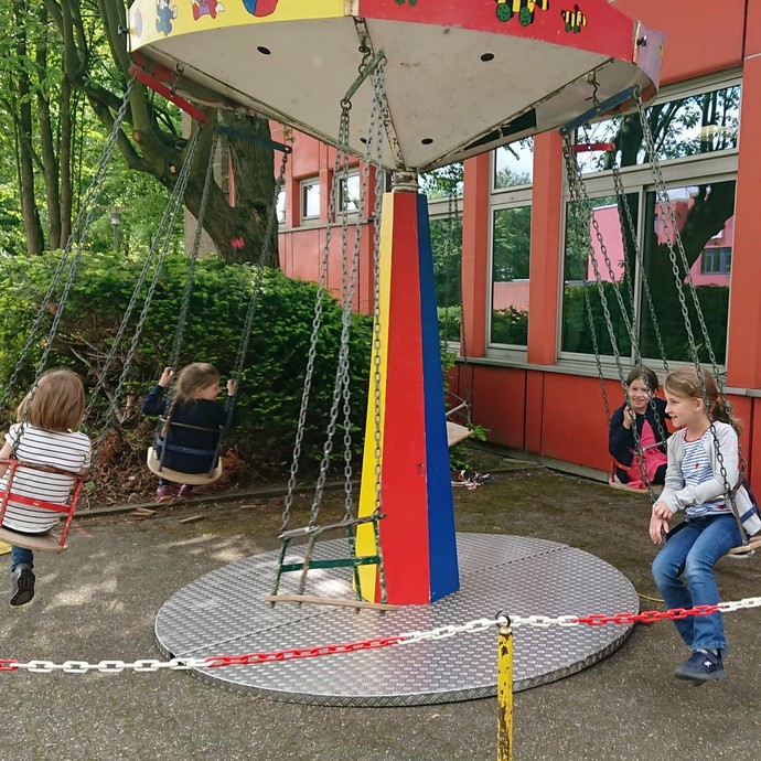 None (vergrößerte Bildansicht wird geöffnet)