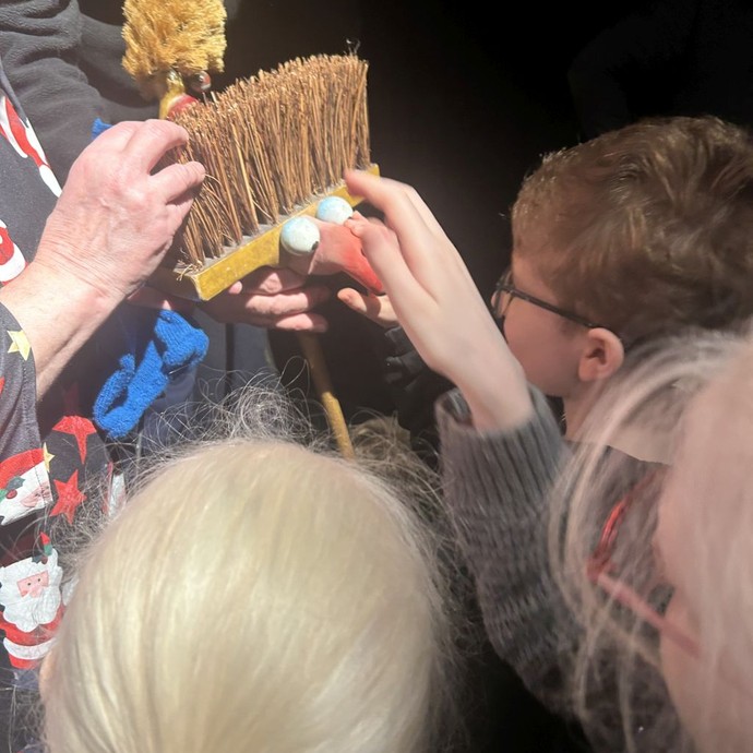 None (vergrößerte Bildansicht wird geöffnet)