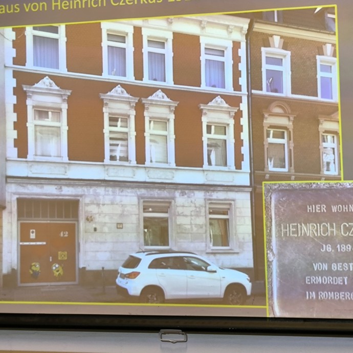 Wohnhaus (vergrößerte Bildansicht wird geöffnet)