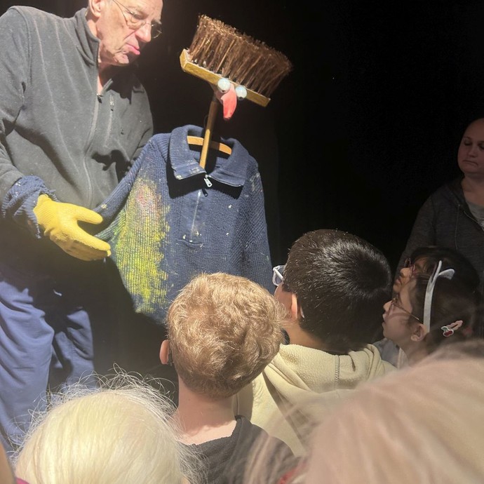 None (vergrößerte Bildansicht wird geöffnet)