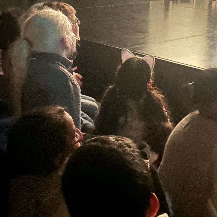 None (vergrößerte Bildansicht wird geöffnet)