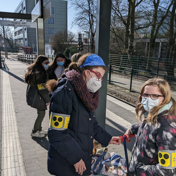 None (vergrößerte Bildansicht wird geöffnet)
